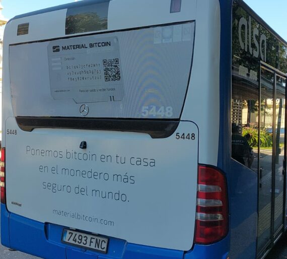 material bitcoin autobus azul